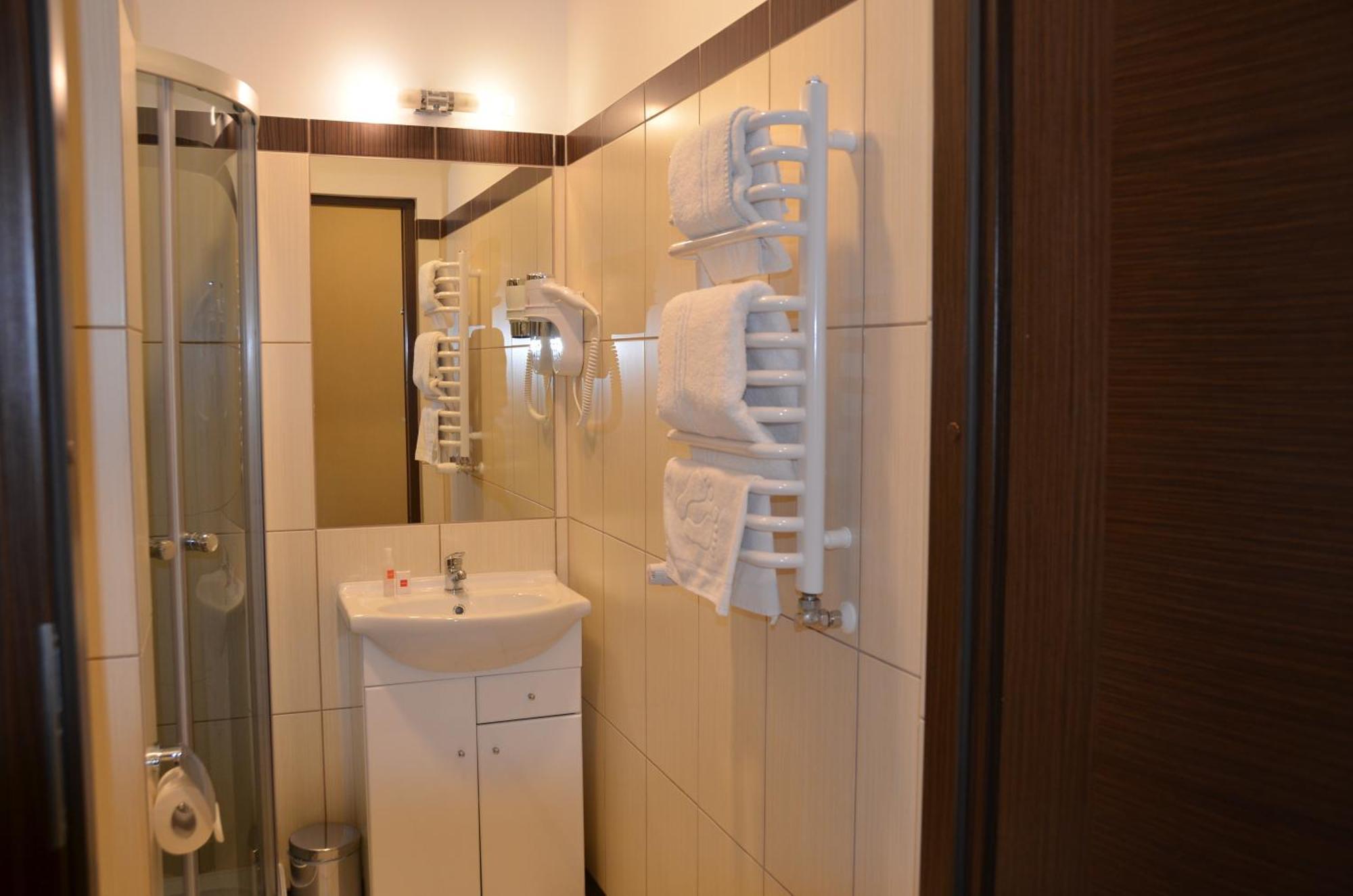 Hotel Pik Миколув Номер фото