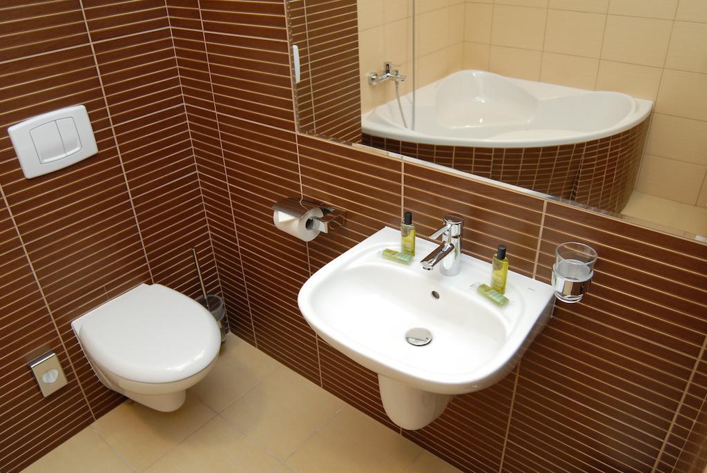 Hotel Pik Миколув Номер фото
